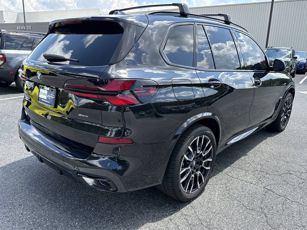 Used 2026 BMW X5 xDrive40i w/ M Sport Package AWD/4WD image 7