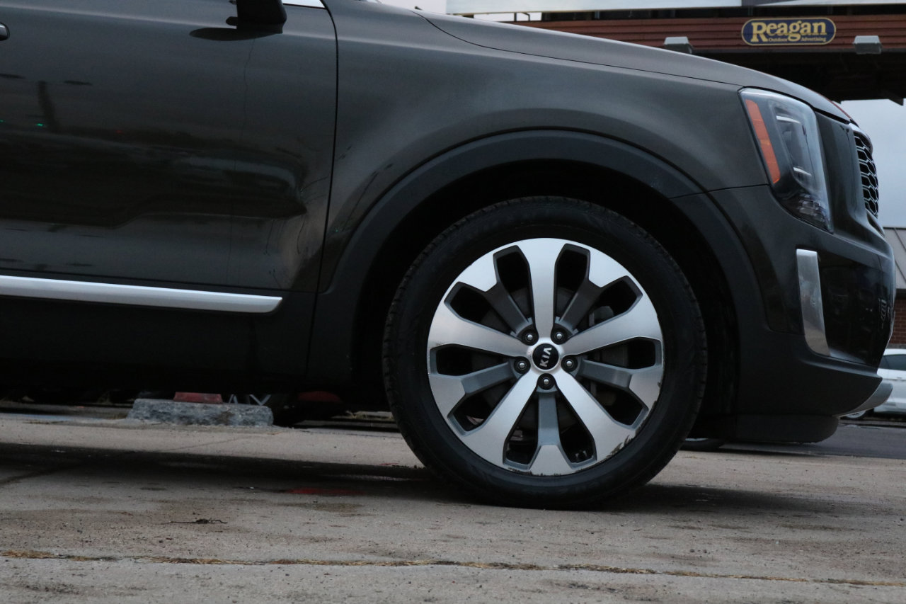 Used 2020 Kia Telluride S image 6