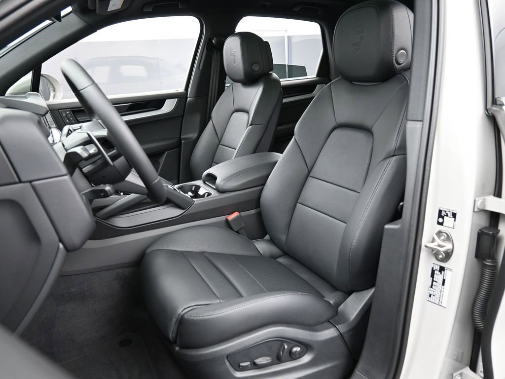 New 2026 Porsche Cayenne E-Hybrid image 5