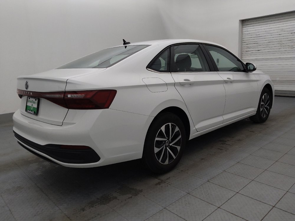 Used 2025 Volkswagen Jetta S image 10