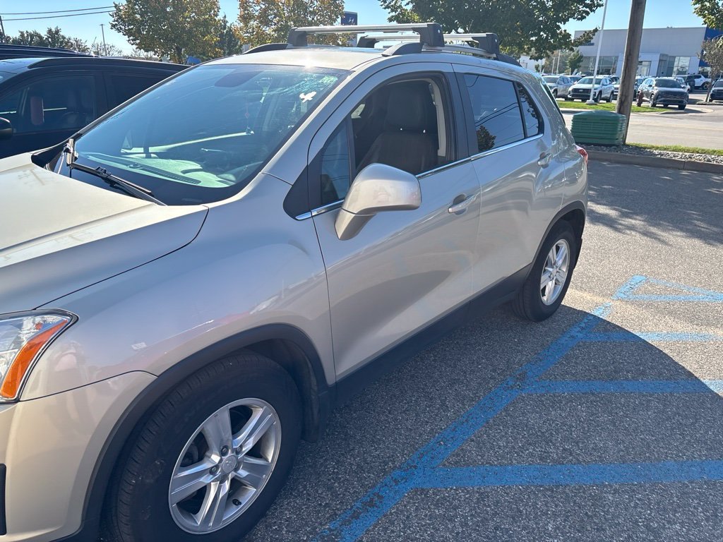 Used 2016 Chevrolet Trax LT w/ LT Sun and Sound Package