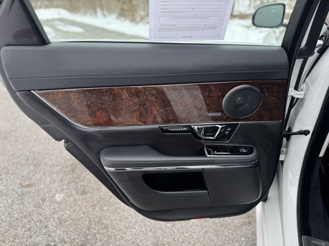 Used 2019 Jaguar XJ R-Sport image 14