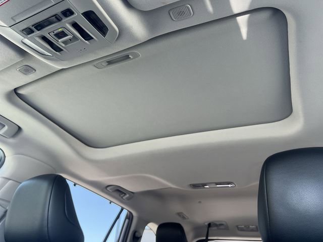 Used 2023 Toyota Highlander XLE FWD image 18