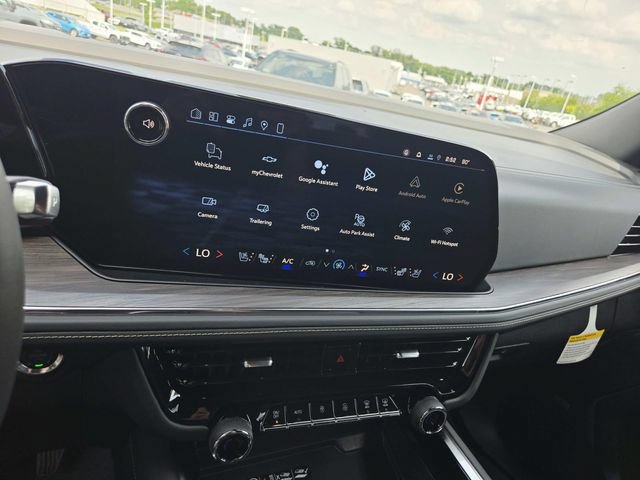 New 2026 Chevrolet Suburban Premier w/ Sun And Tow Package AWD/4WD image 23
