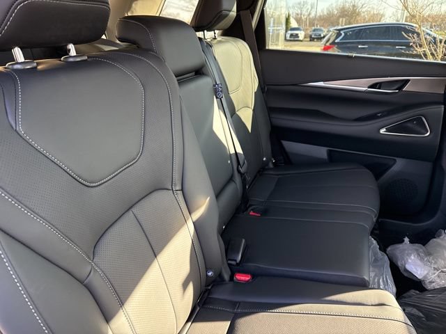 New 2026 INFINITI QX60 Luxe w/ Cargo Package AWD/4WD image 13