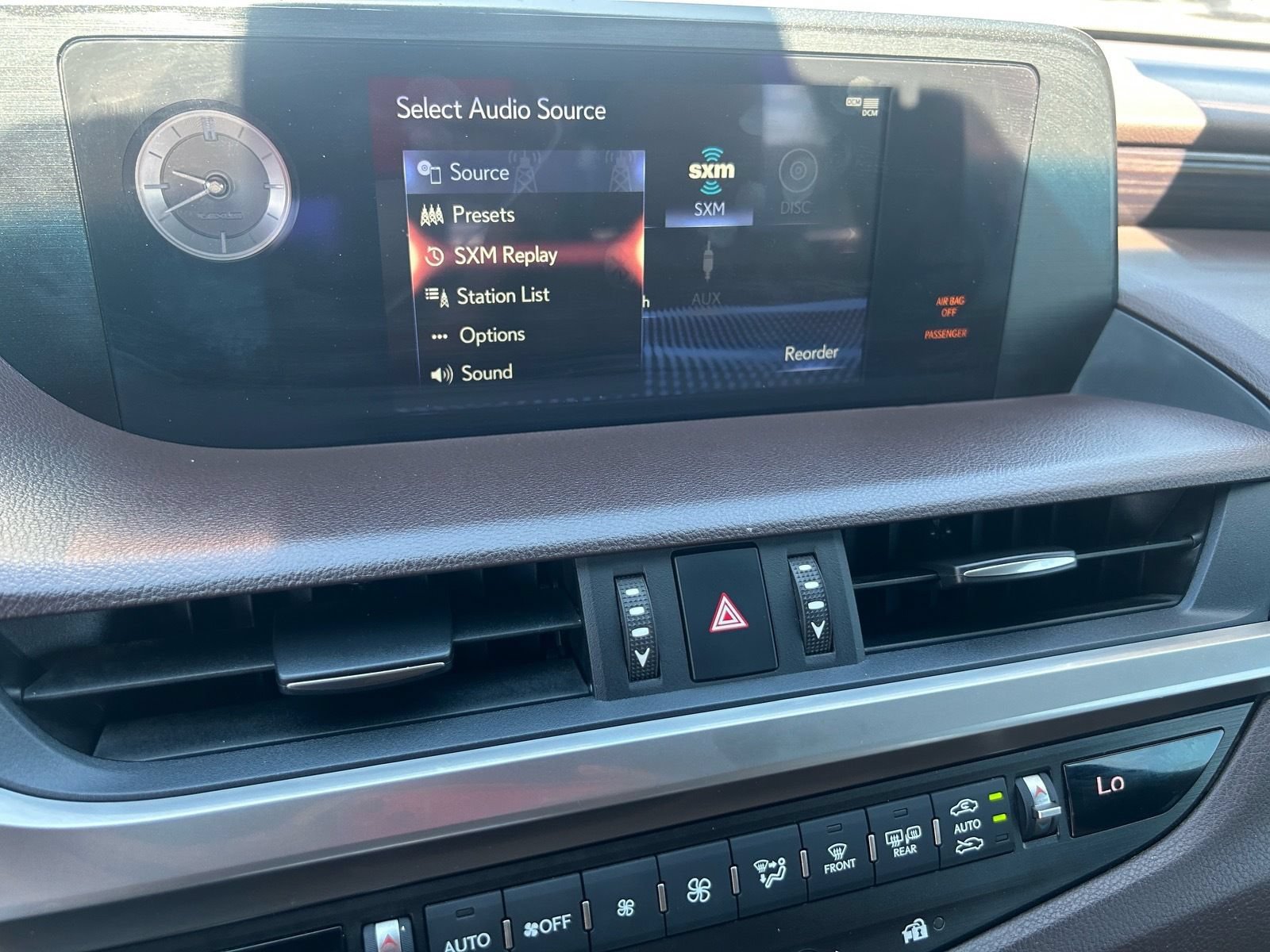 Used 2021 Lexus ES 300h w/ Premium Package FWD image 25
