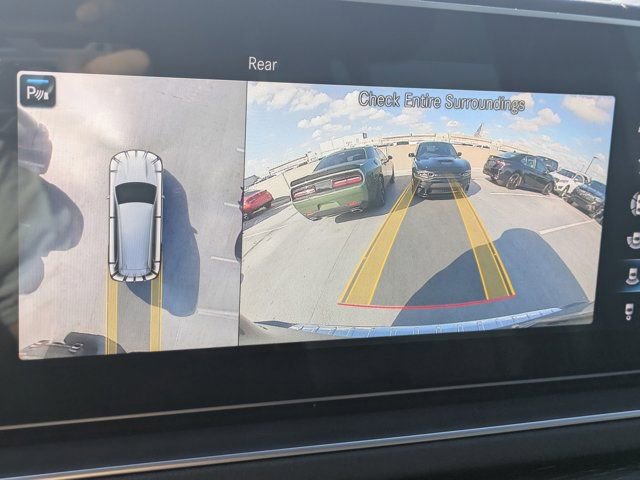 Used 2022 Mercedes-Benz GLS 450 4MATIC image 19