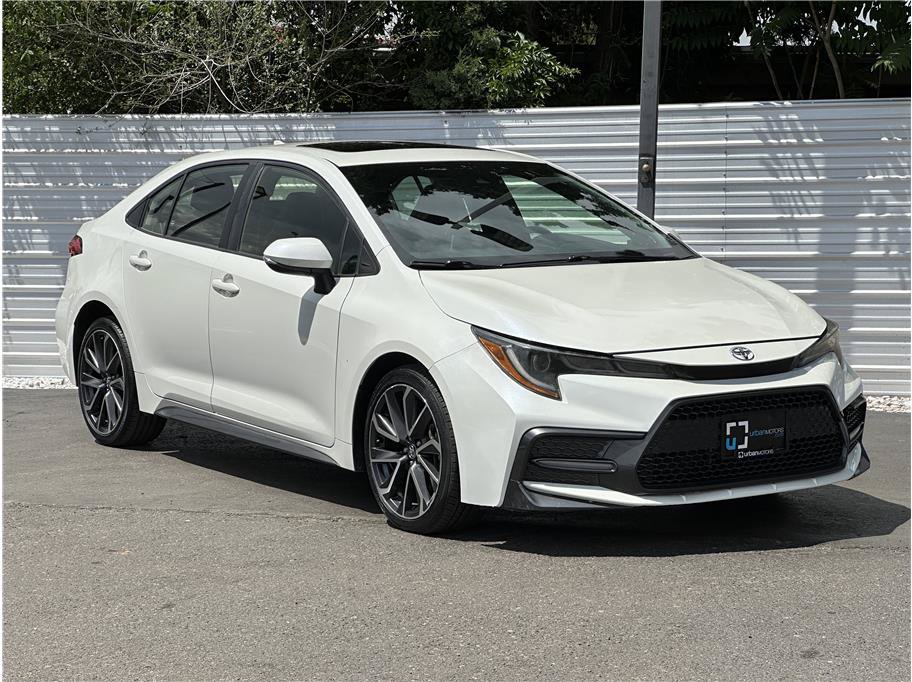 Used 2020 Toyota Corolla XSE FWD image 8