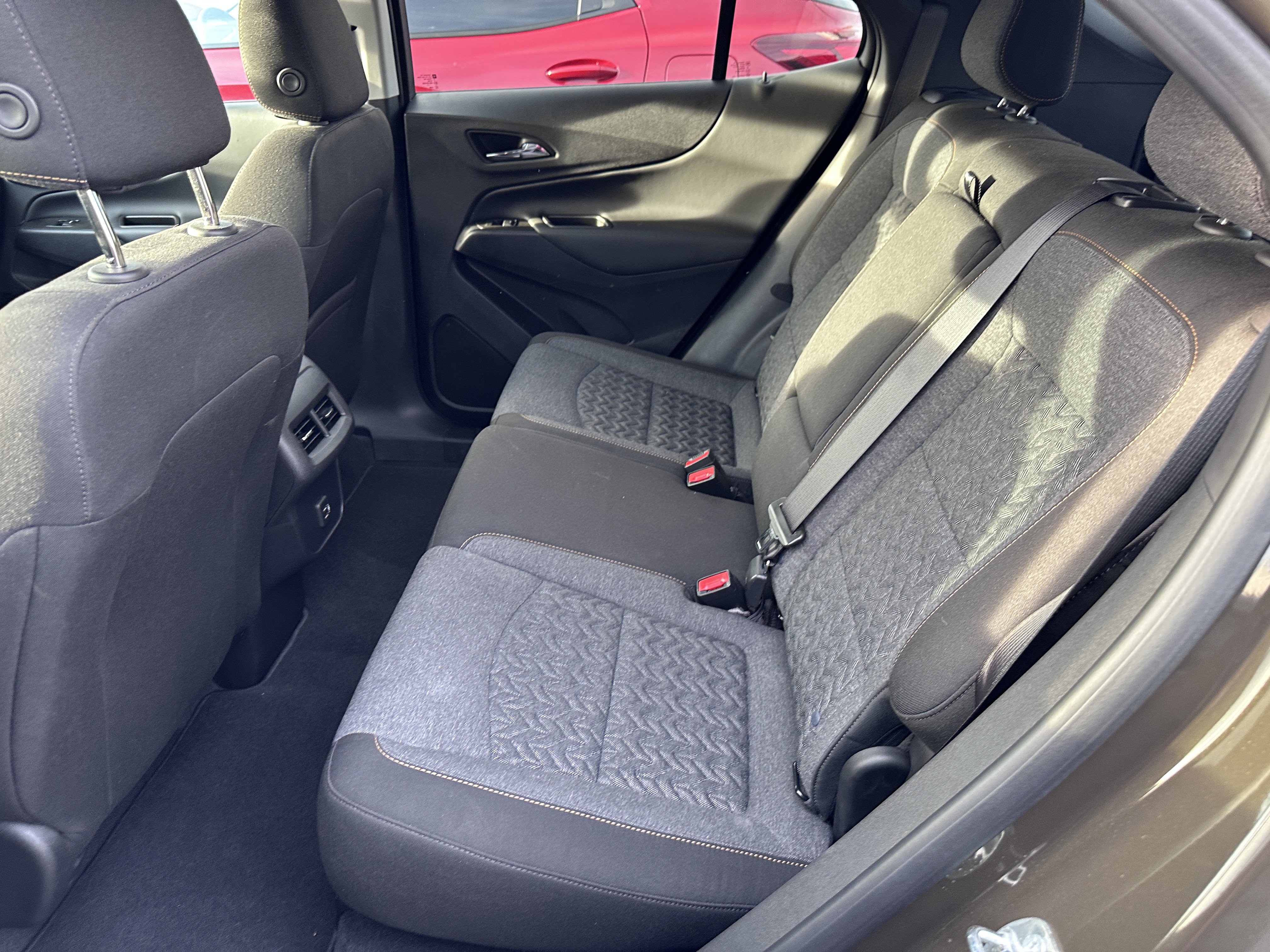 Used 2024 Chevrolet Equinox LT image 10