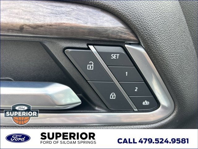 Used 2025 Chevrolet Silverado 3500 LTZ w/ LTZ Convenience Package image 25