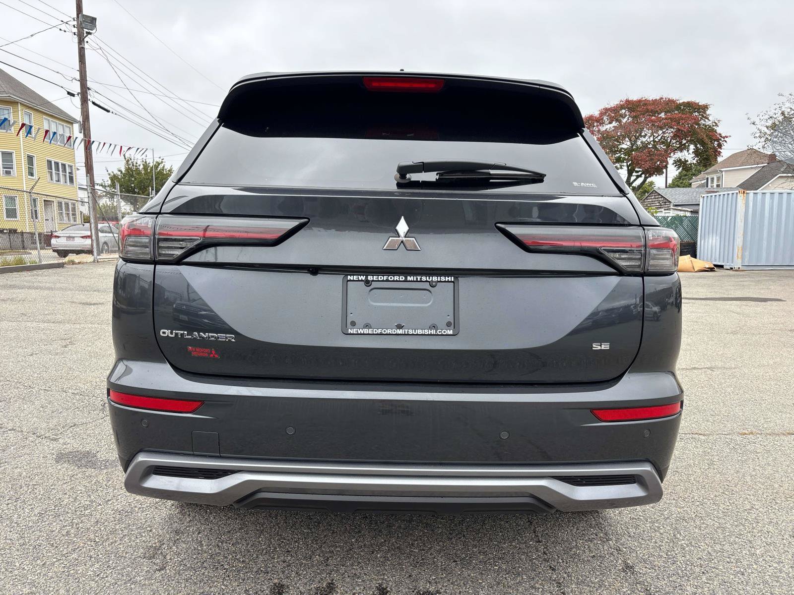 New 2026 Mitsubishi Outlander SE AWD/4WD image 3