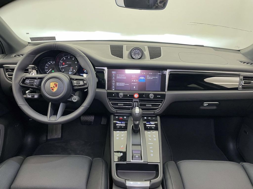 New 2026 Porsche Macan Turbo image 26