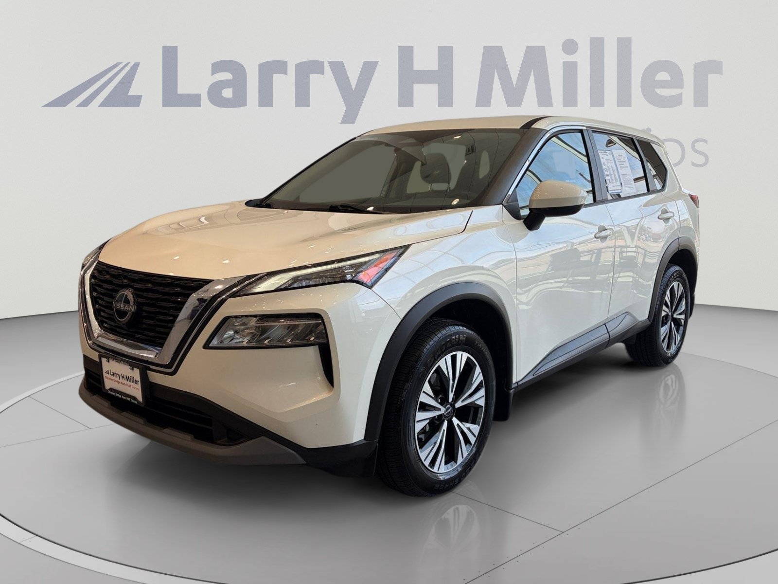 Used 2023 Nissan Rogue SV