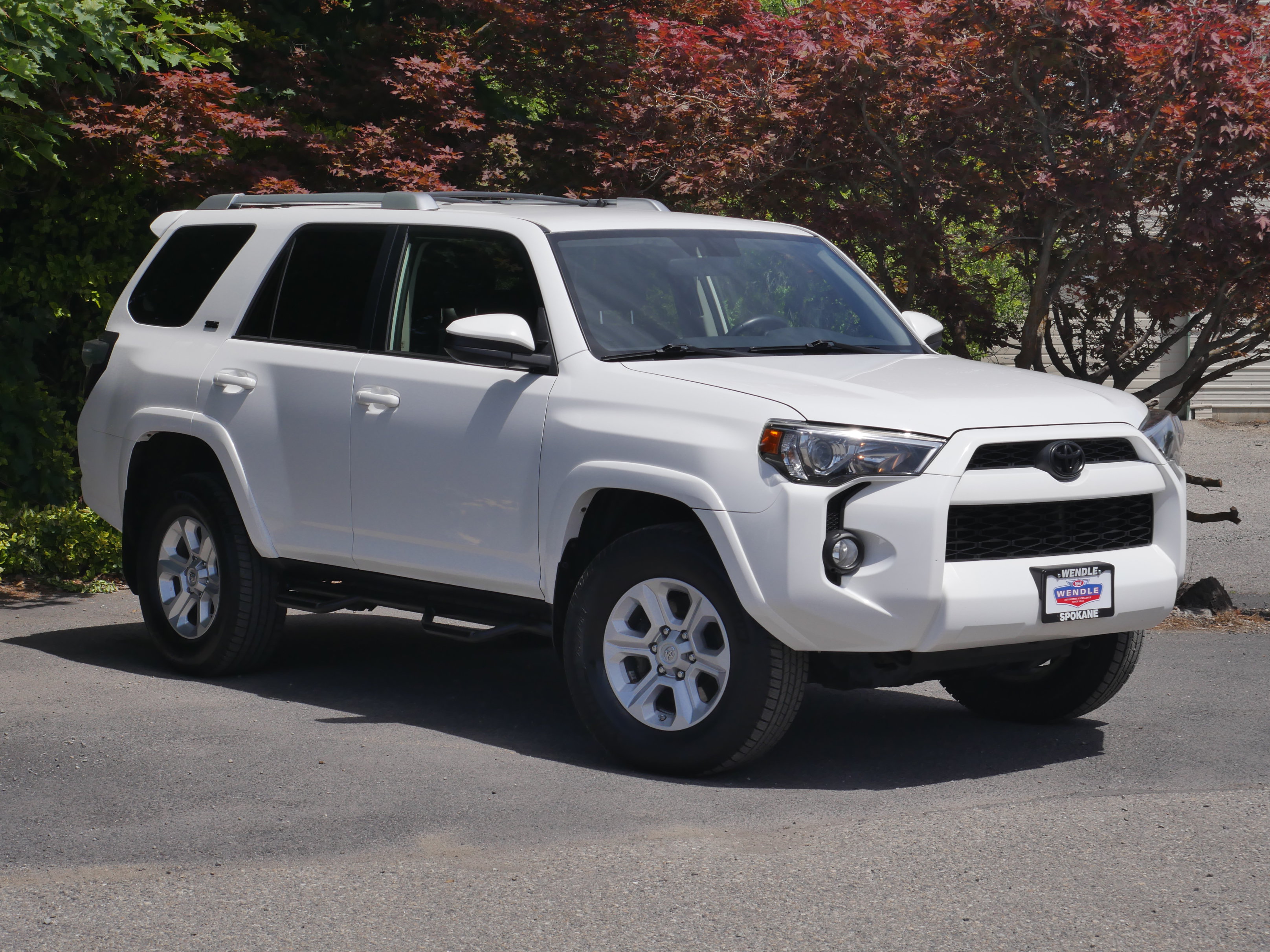Used 2016 Toyota 4Runner SR5 AWD/4WD image 28