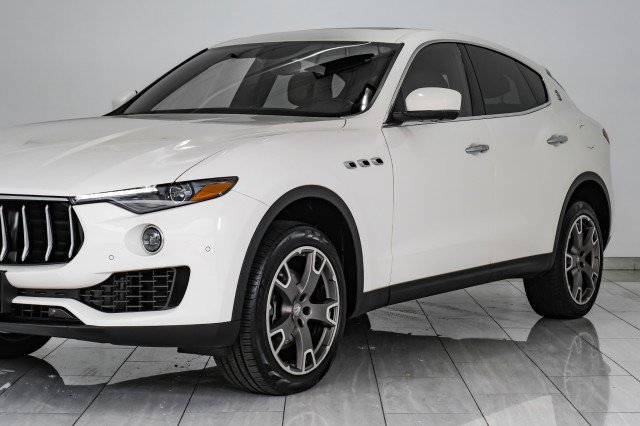Used 2018 Maserati Levante AWD/4WD image 56