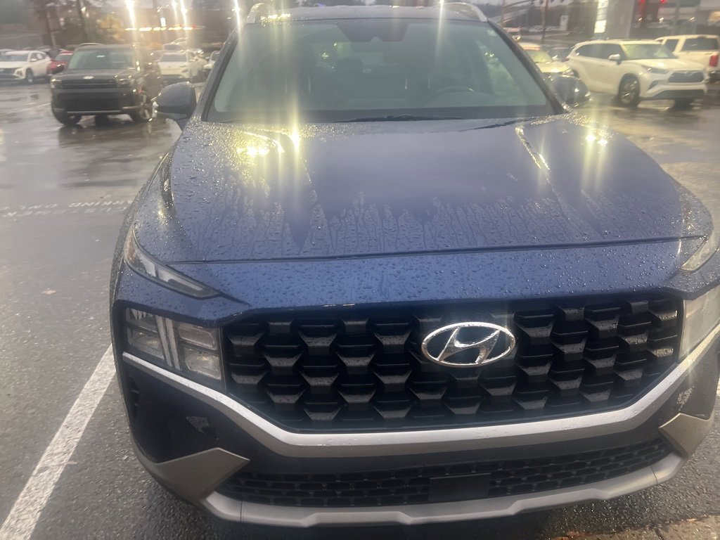 Used 2023 Hyundai Santa Fe SEL image 2