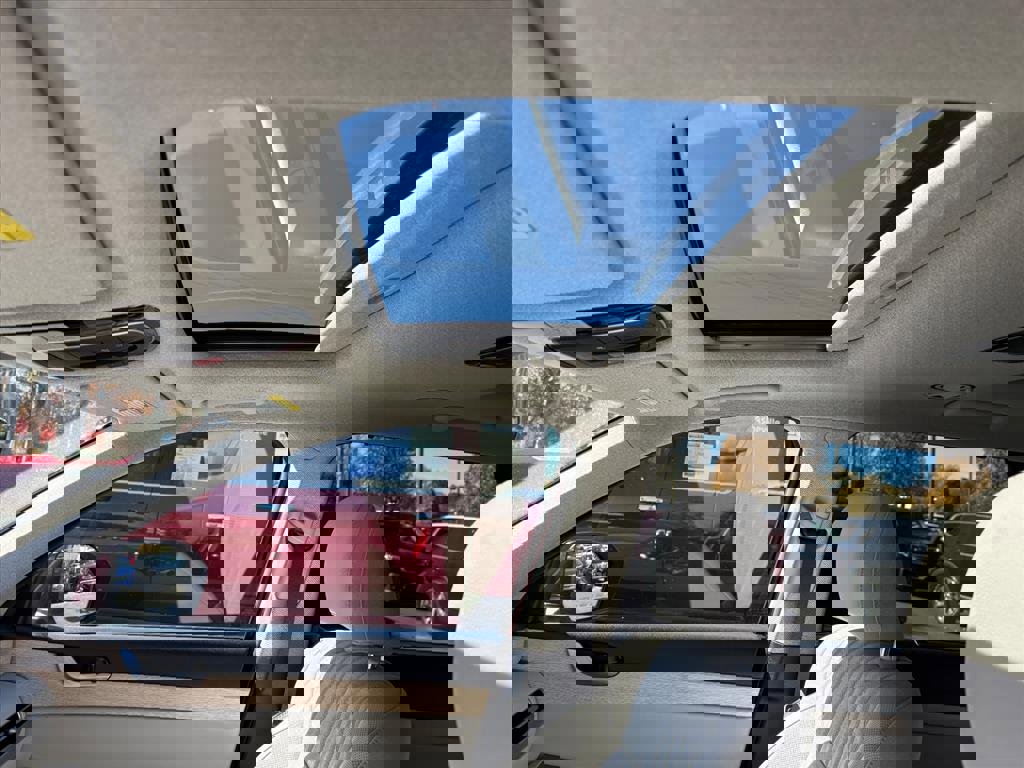 Used 2024 Hyundai Palisade Limited image 13