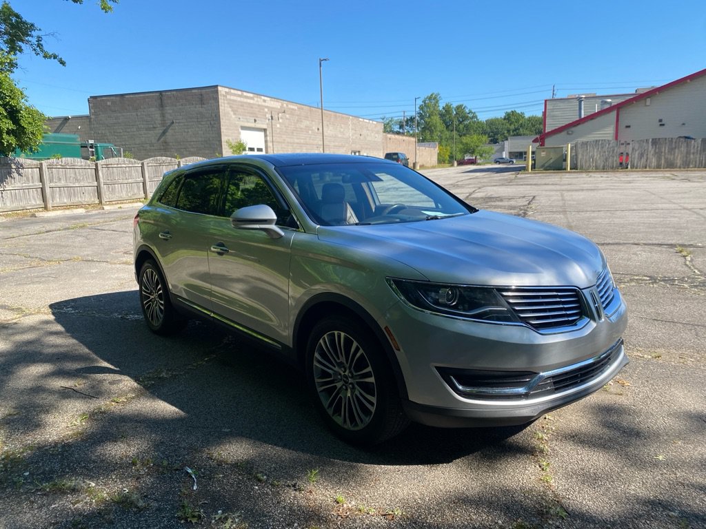 Used 2016 Lincoln MKX Reserve w/ Climate Package AWD/4WD image 7