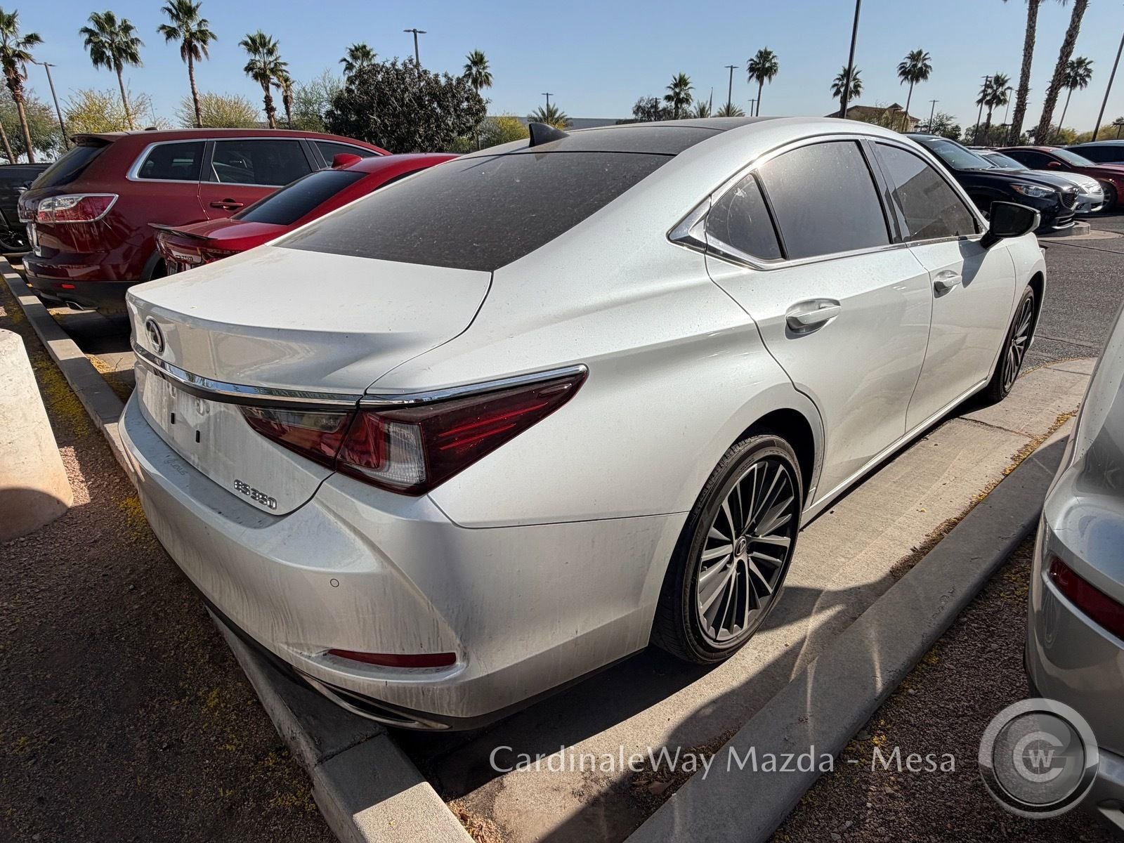 Used 2023 Lexus ES 350 w/ Premium Package image 3