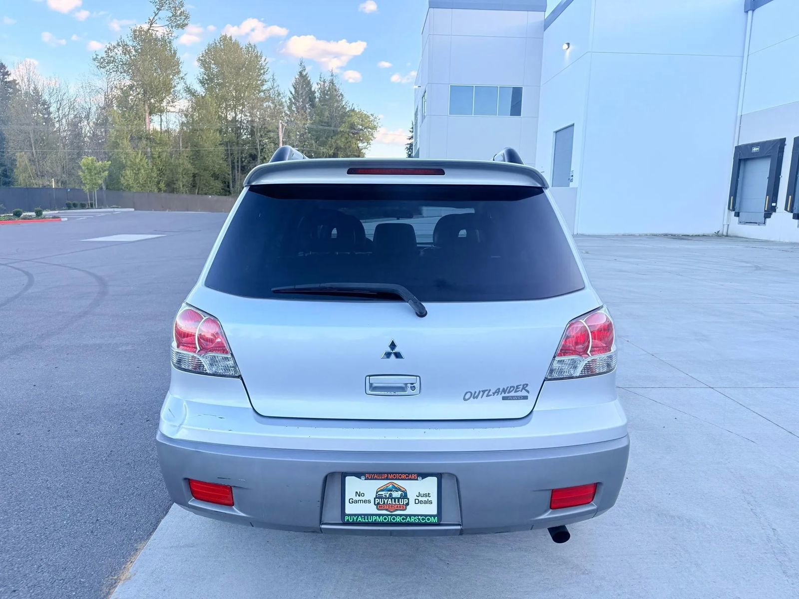 Used 2003 Mitsubishi Outlander XLS AWD/4WD image 4