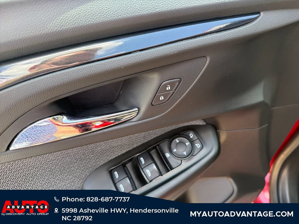 Used 2021 Chevrolet TrailBlazer LT w/ Convenience Package FWD image 9