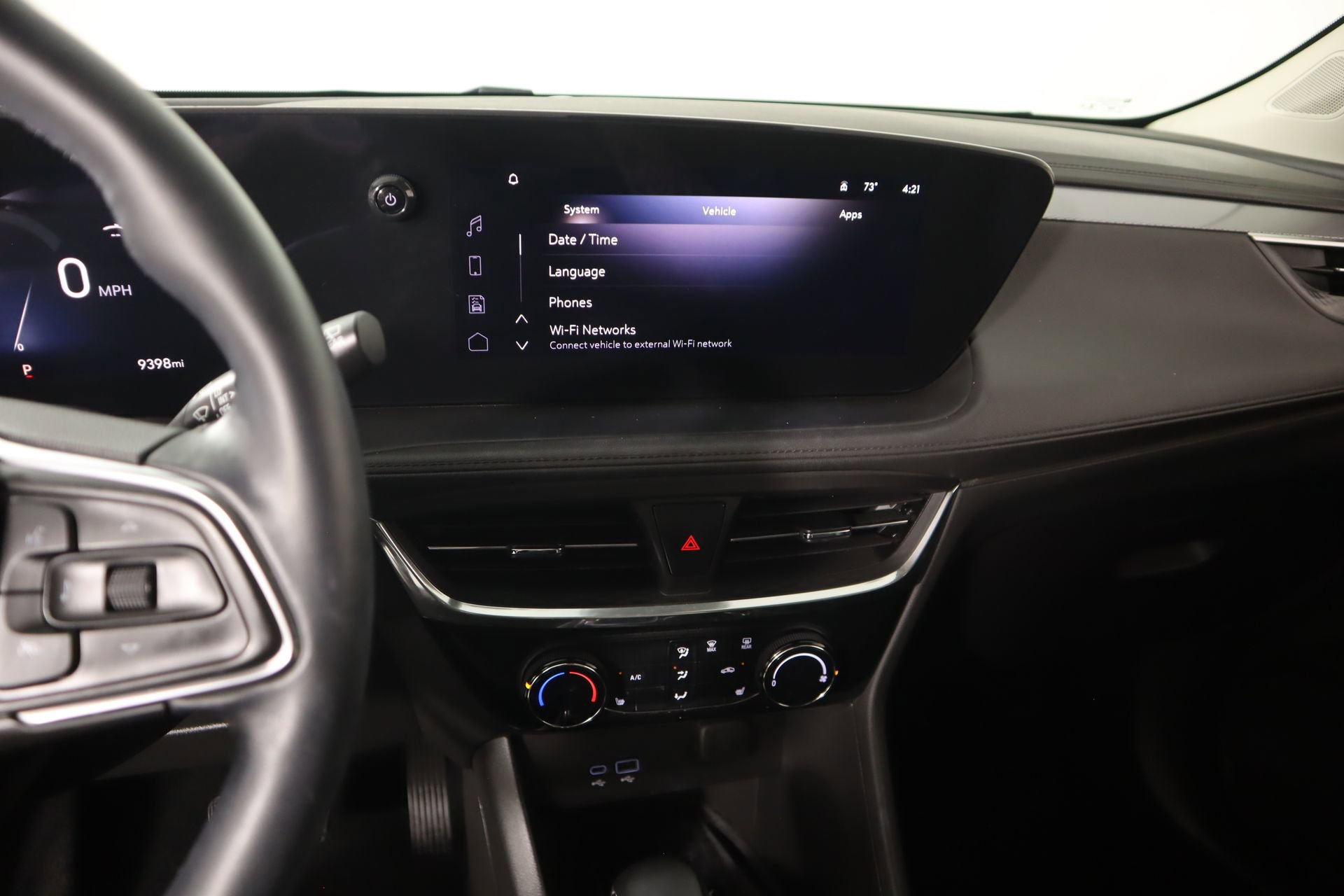 Used 2025 Buick Encore GX Sport Touring w/ Advanced Technology Package image 5