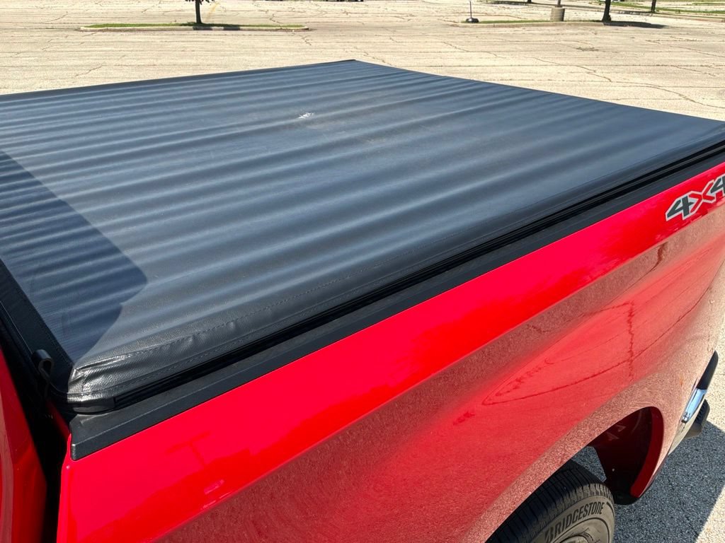 Used 2023 Chevrolet Silverado 1500 LT AWD/4WD image 19