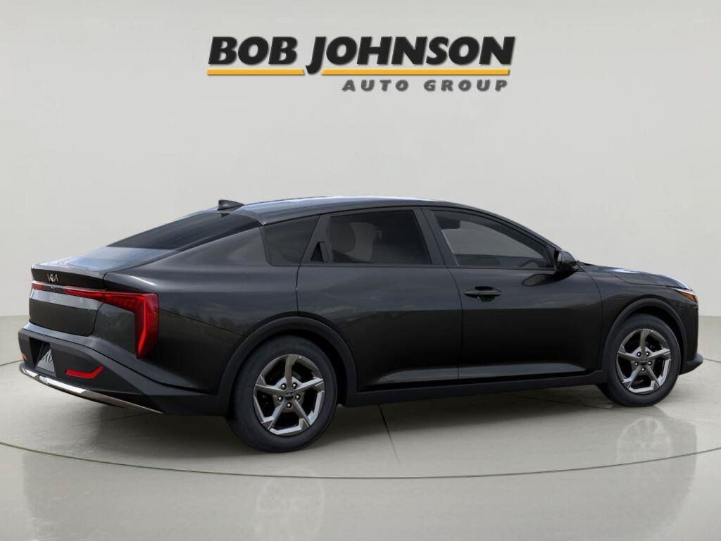 New 2026 Kia K4 FWD image 7
