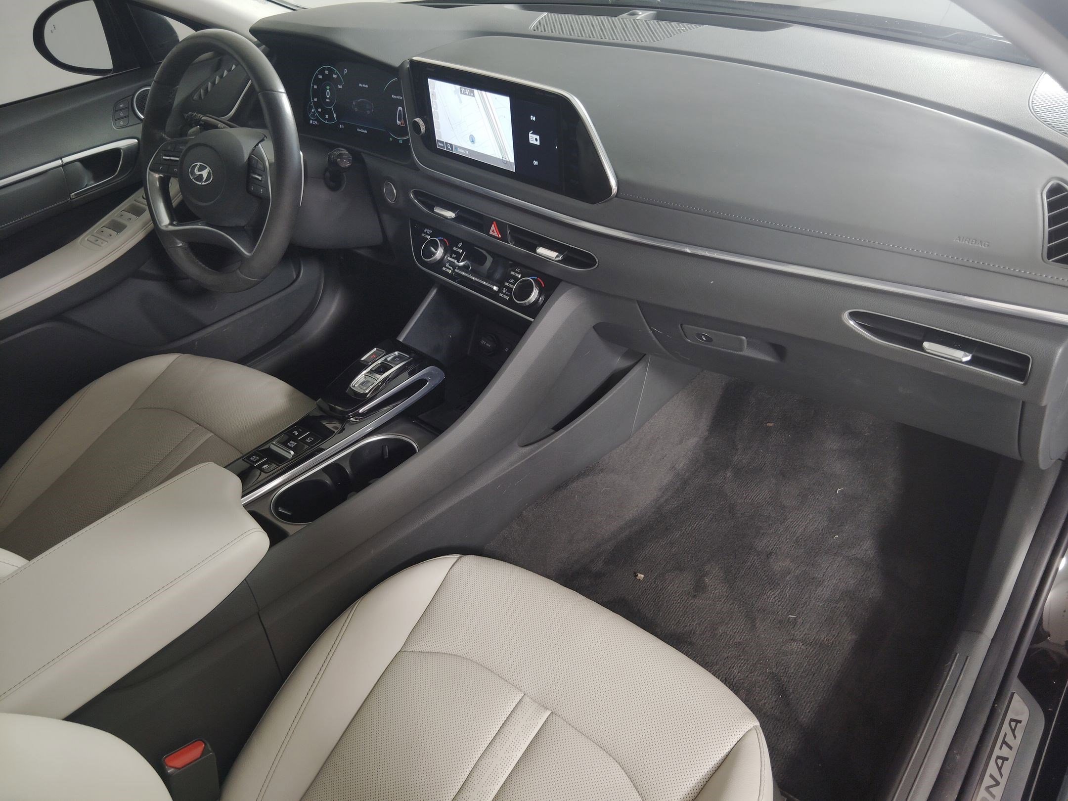 Used 2023 Hyundai Sonata Limited w/ Cargo Package image 34