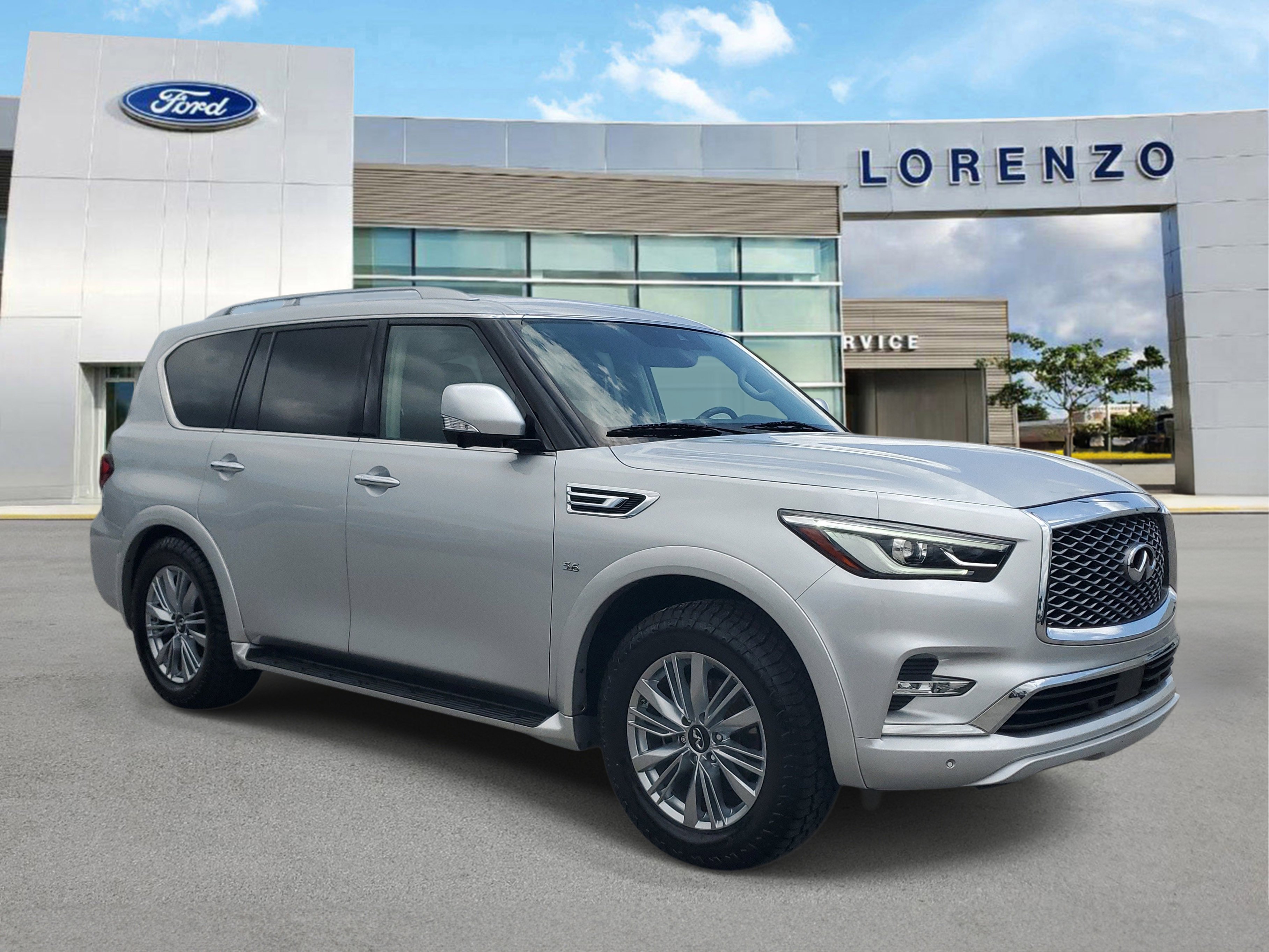 Used 2019 INFINITI QX80 Luxe w/ Cargo Package RWD image 3