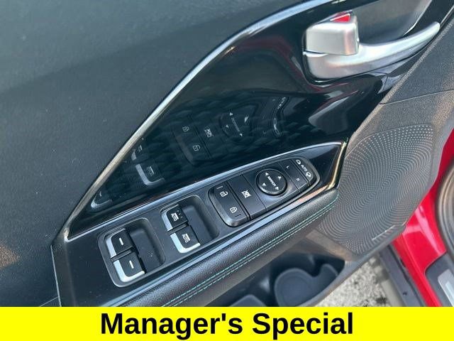Used 2021 Kia Niro EX Premium w/ Cold Weather Package image 13
