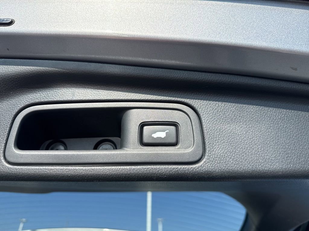 Used 2016 Honda Pilot Elite image 27