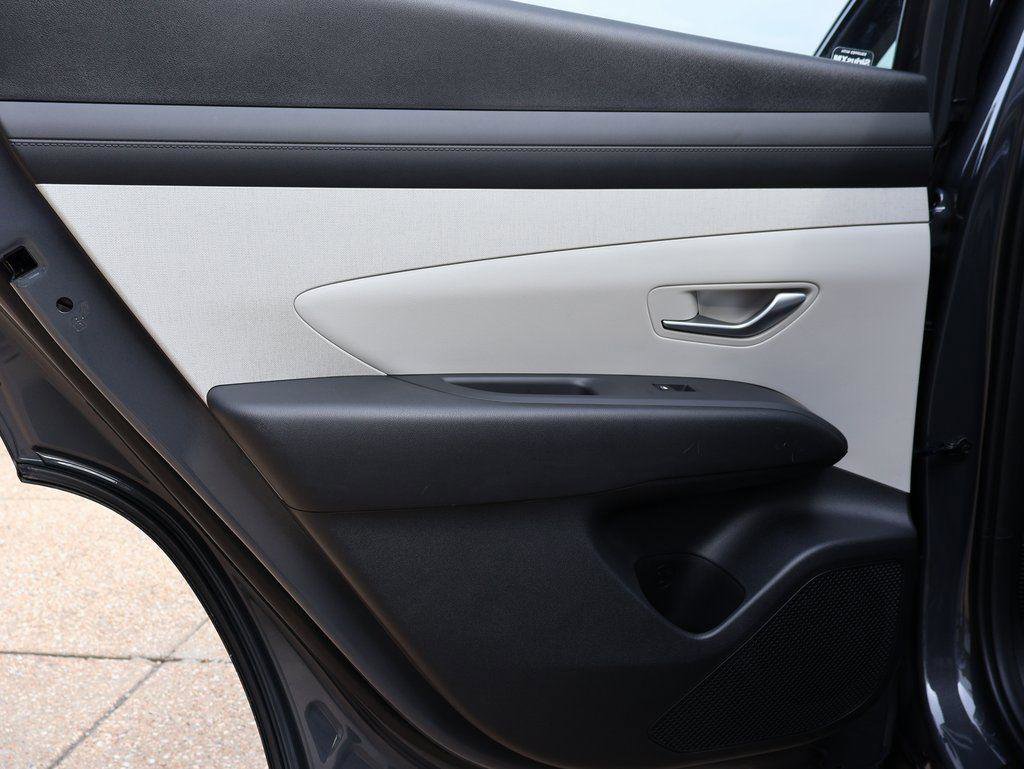 New 2026 Hyundai Tucson SEL image 18