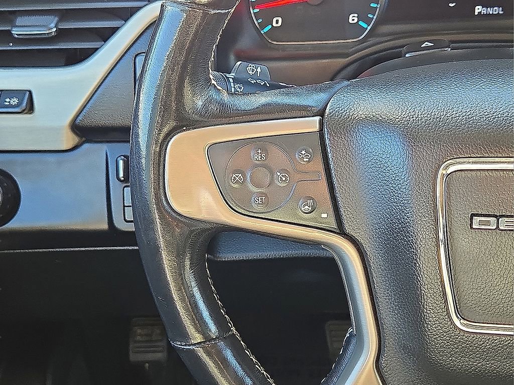 Used 2020 GMC Yukon XL Denali image 21