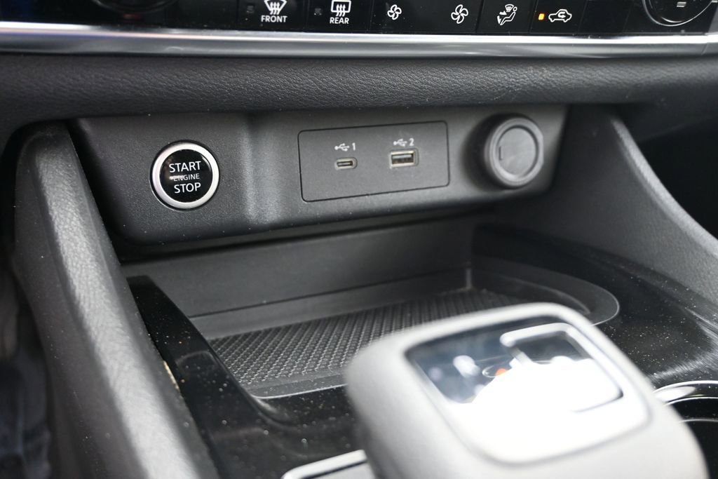 Used 2023 Nissan Rogue SV FWD image 22
