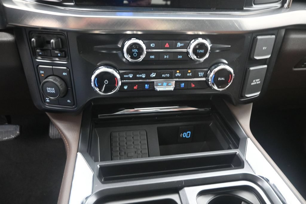 New 2026 Ford F250 King Ranch w/ Chrome Package AWD/4WD image 9