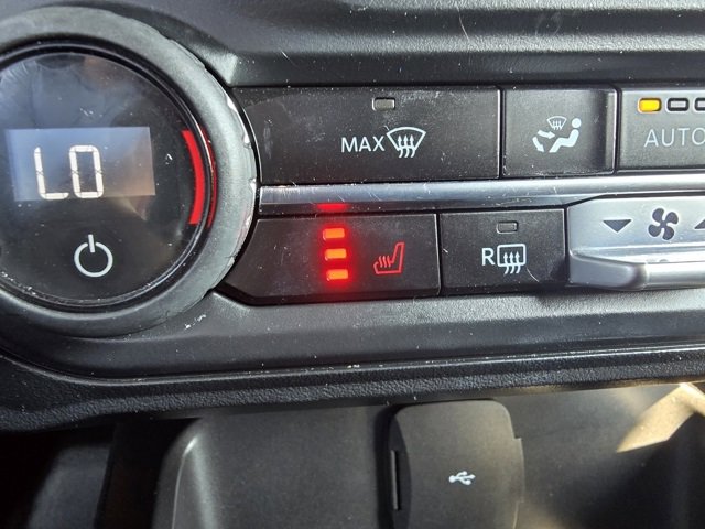 Used 2023 Ford Bronco Badlands w/ Sasquatch Package image 18