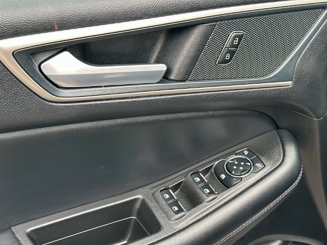 Used 2024 Ford Edge SEL AWD/4WD image 18