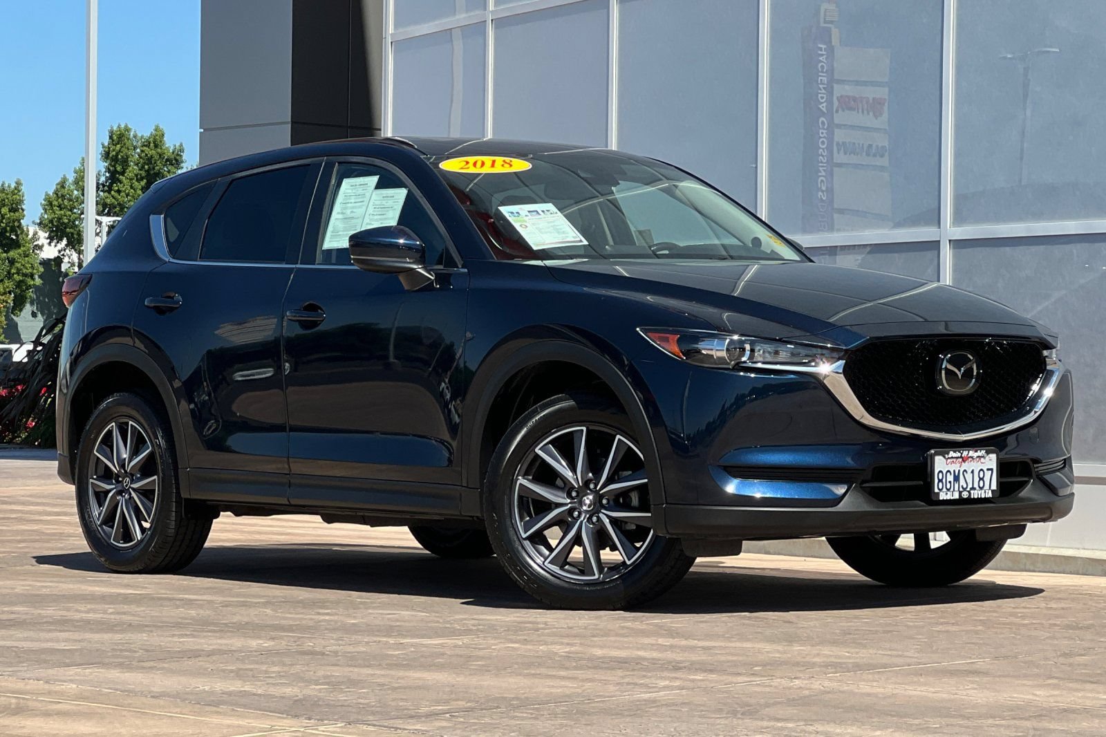 Used 2018 MAZDA CX-5 Touring w/ Preferred Equipment Package AWD/4WD image 2