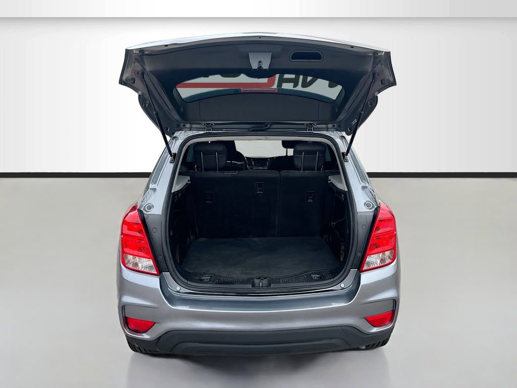 Used 2020 Chevrolet Trax LS FWD image 23