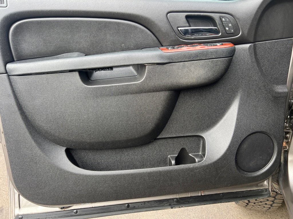 Used 2012 GMC Sierra 2500 SLT w/ SLT Convenience Package image 3