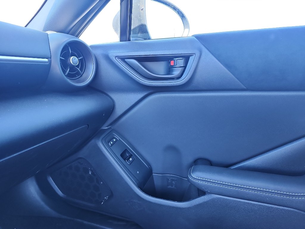 Used 2025 Toyota GR86 Premium RWD image 32