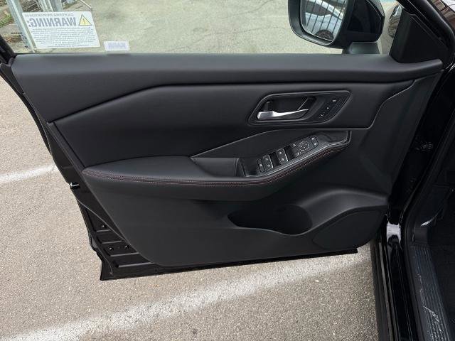 Used 2025 Nissan Rogue SV w/ Rock Creek Premium Package image 16