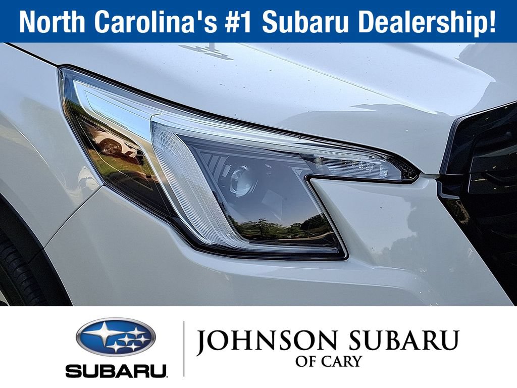 Used 2023 Subaru Forester Limited AWD/4WD image 30