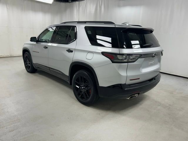 Used 2021 Chevrolet Traverse Premier w/ Redline Edition AWD/4WD image 7