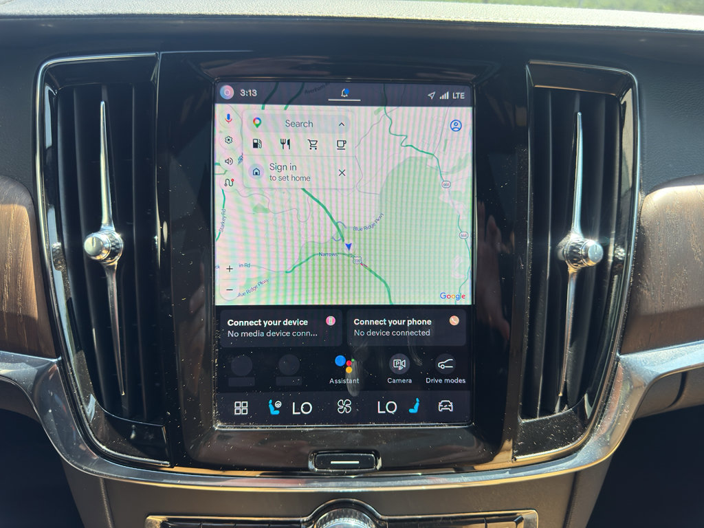 Certified 2025 Volvo V90 B6 Cross Country Ultra AWD/4WD image 18