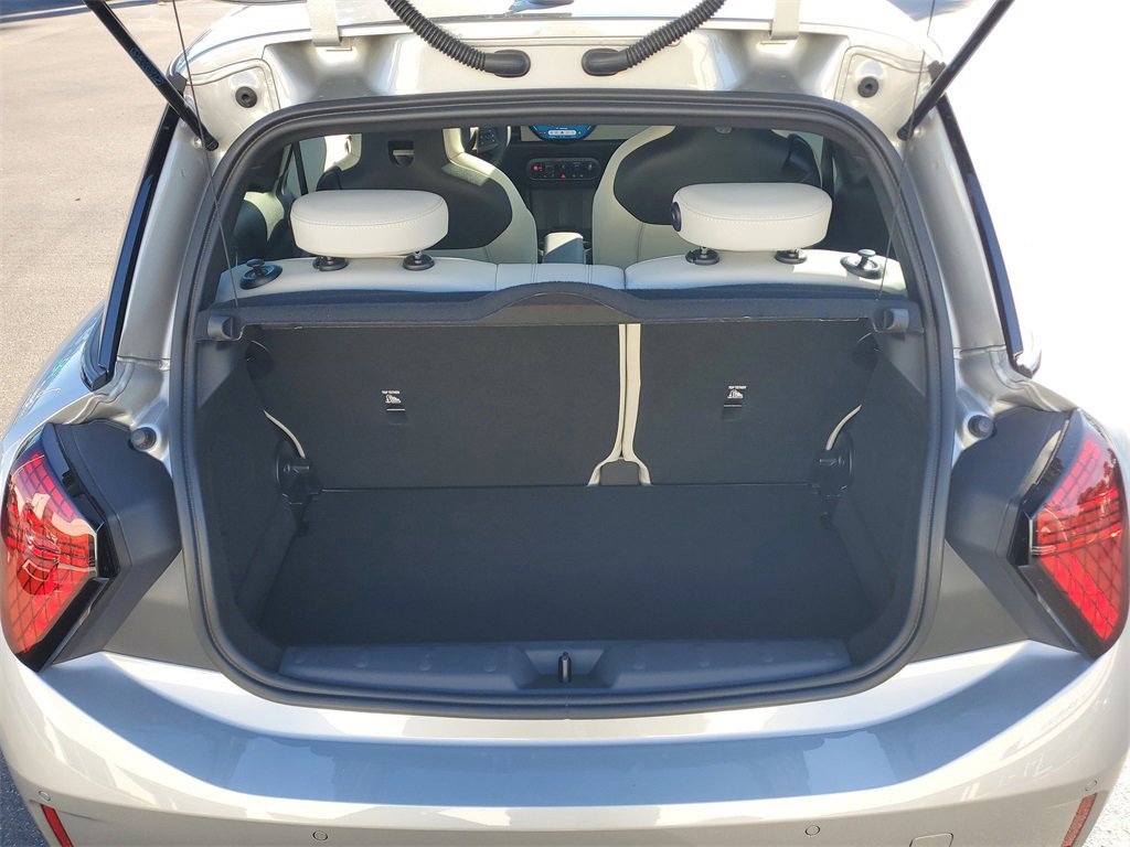 Used 2025 MINI Cooper S image 7