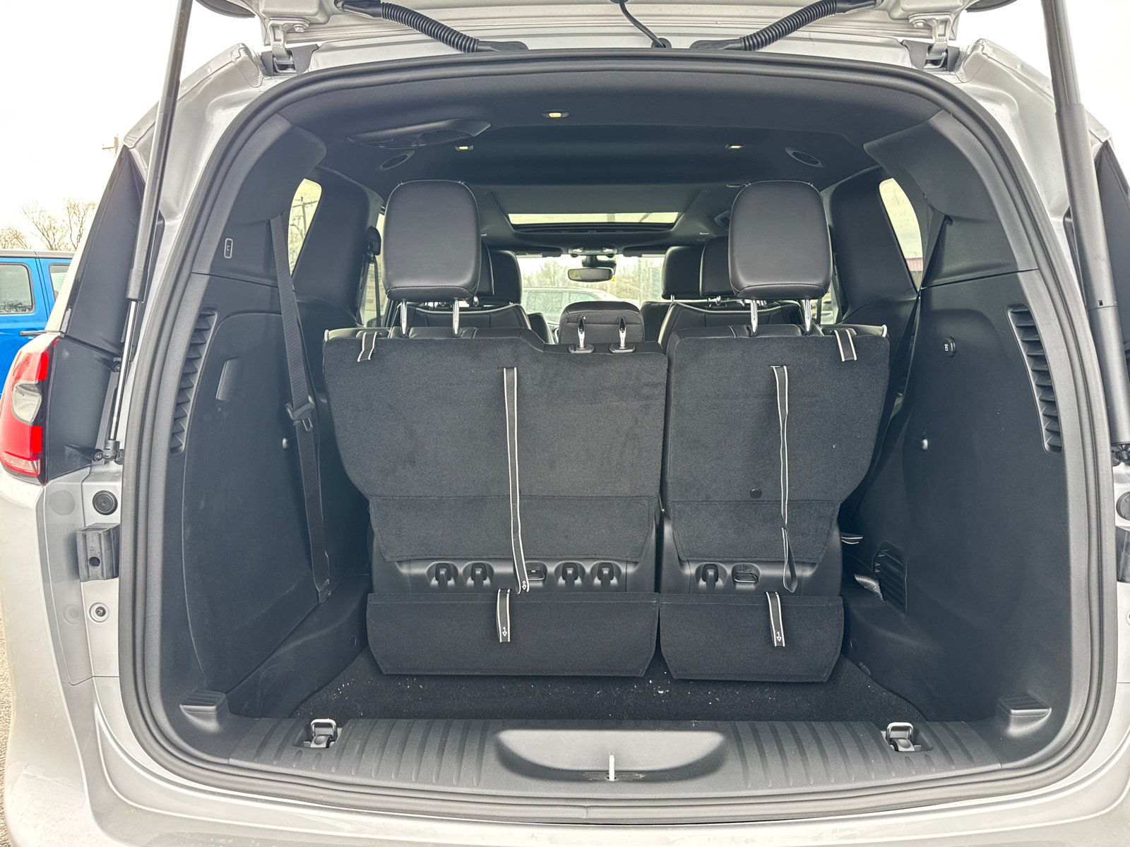 New 2026 Chrysler Pacifica Limited w/ S Appearance Package FWD image 20