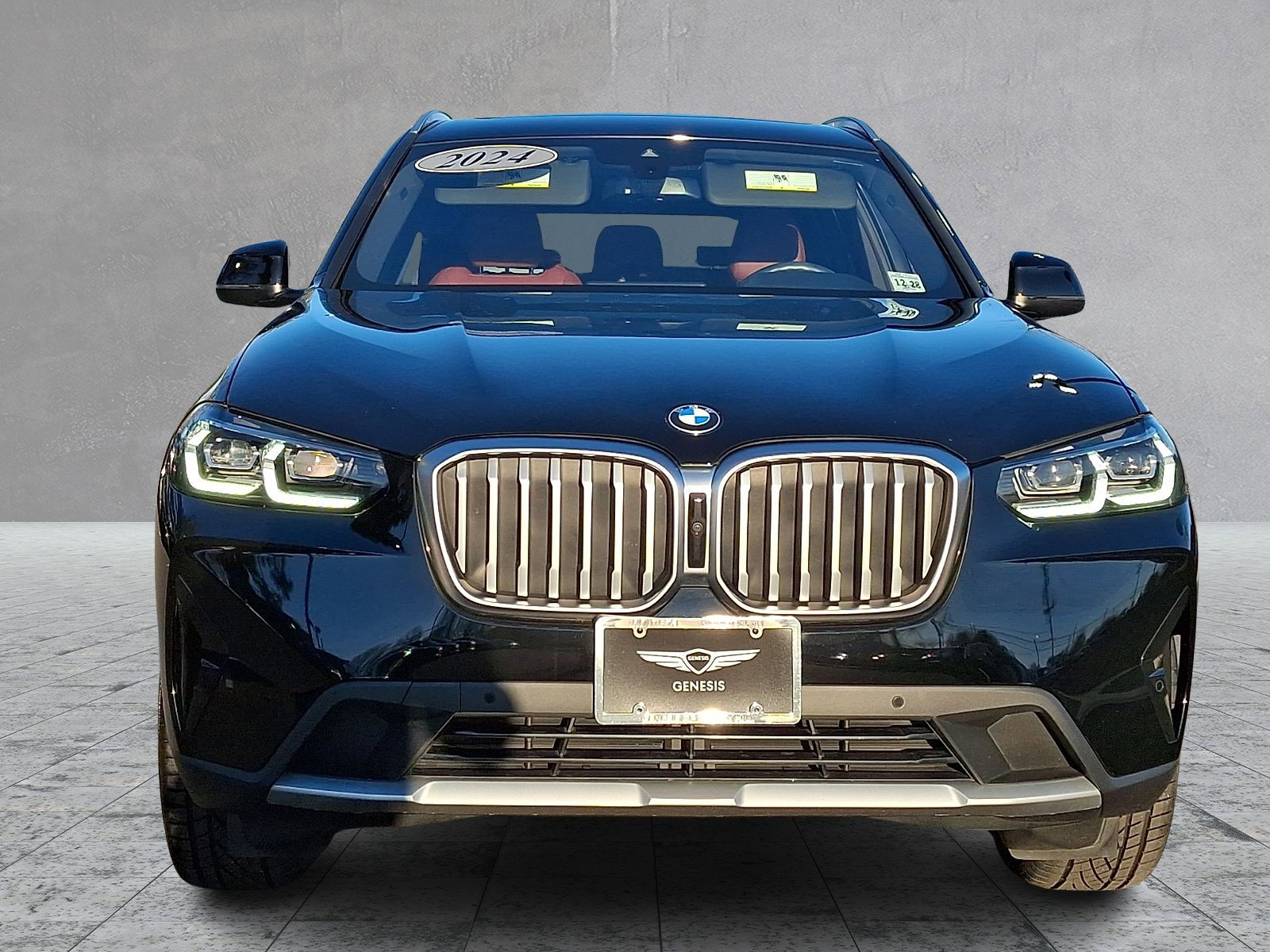 Used 2024 BMW X3 xDrive30i w/ Convenience Package image 2