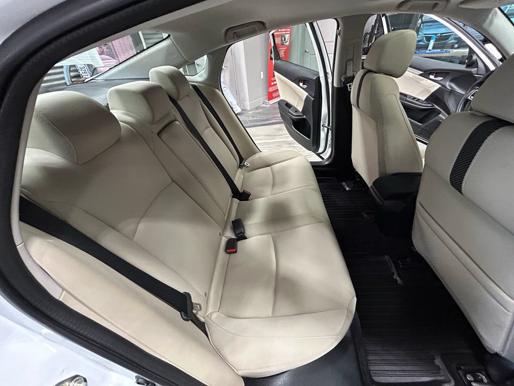 Used 2017 Honda Civic EX-T image 39
